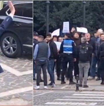 Nicușor Dan, primit cu huiduieli la Teatrul Național din Iași; „Trădătorule”, „Ruşine”, i-au strigat protestatarii