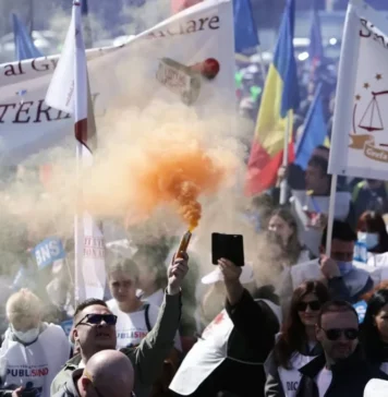 Marile confederaţii sindicale, dar şi uniunile studenţeşti, pregătesc un protest masiv comun antiguvernamental pe 29 octombrie în Bucureşti