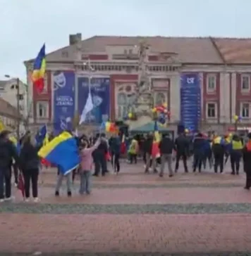 Românii vor să afle adevărul despre anularea alegerilor; la Timişoara se iese în stradă scandându-se „Jos dictatura!”, „Jos trădătorii!, „Jos Guvernul Bolojan”