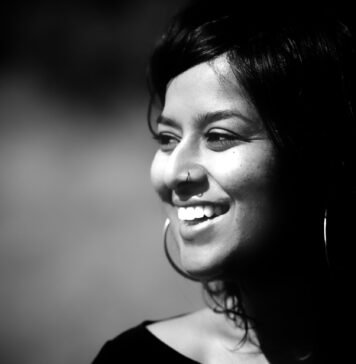 Scriitoarea Nayomi Munaweera vine în premieră la București pentru două zile de lecturi, dialog și întâlniri comunitare