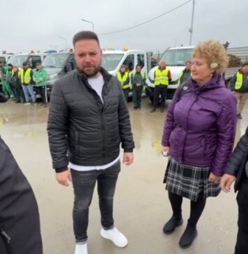 Vlad Popescu Piedone, primarul Sectorului 5: A venit sezonul rece, și, ca în fiecare an, venim în sprijinul persoanelor vulnerabile, care au nevoie de material lemnos pentru încălzirea locuinței