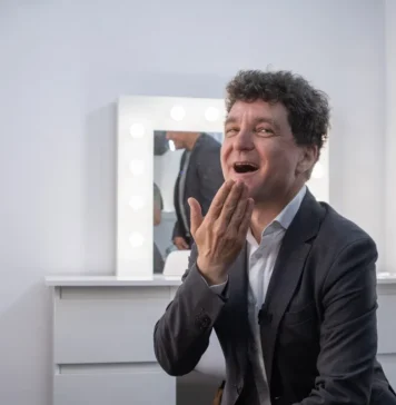 Valentin Stan: „Nicușor Dan ne spune că este stupid să ia bani de la sănătate și educație, dar tot o face; Nicuşoare, vezi că lucrurile stupide le fac oamenii stupizi”