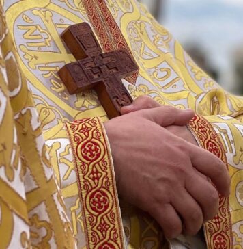 Preoți din Vaslui, folosiți fără ştirea lor în clipuri promovate de PNL; Episcopia Hușilor reacționează