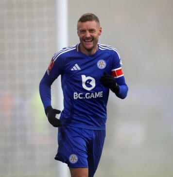 Jamie Vardy, jefuit în timpul meciului Cremonese – AS Roma din Serie A