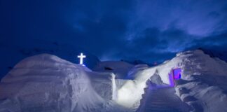 Hotelul de Gheață de la Bâlea Lac nu va mai fi ridicat în acest an din cauza temperaturilor ridicate