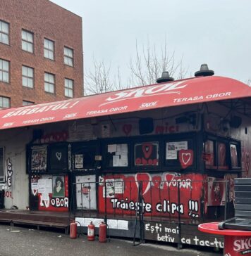 Terasa de mici din Obor, mutată într-un container dintr-o nouă zonă