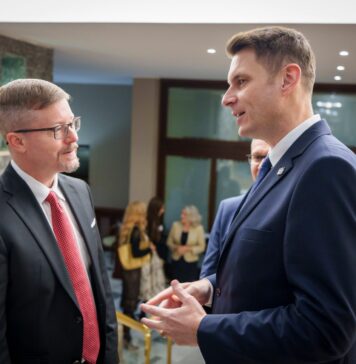 Președintele Senatului, Mircea Abrudean: Mediul de afaceri are nevoie, în primul rând, de predictibilitate