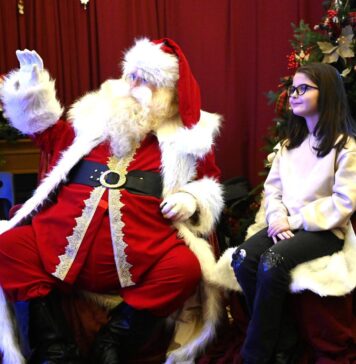 Copiii, așteptați la Atelierul lui Moș Crăciun, de la West Side Christmas Market