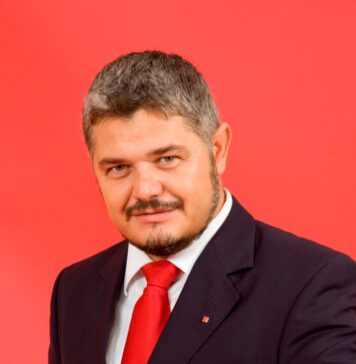 Parlamentarii grupului PACE – Întâi România susțin că au strâns numărul necesar de semnături pentru a depune moțiunea de cenzură