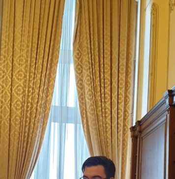 Percheziții DNA la fostul ministru al Transporturilor Răzvan Cuc, într-un dosar de mită (surse)