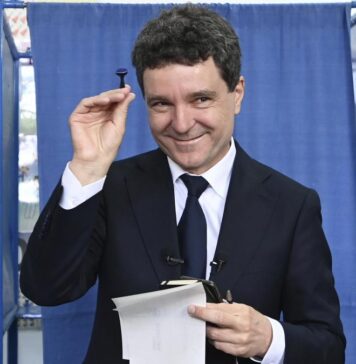 Nicuşor Dan: Să mergem la vot că este democraţie