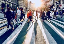 INS: Rata de ocupare a populației între 15 și 64 de ani a crescut ușor, la 63,4%, în trimestrul III