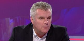 Răzvan Savaliuc: Asistăm la un atac al „haitelor soroşiste”, din care fac parte şi USR-iştii, la adresa ÎCCJ; Ei probabil se gândesc că mai au foarte puțin de stat la guvernare pentru că sunt insuportabili și pentru partenerii lor de Coaliție și vor să facă repede rocada la vârful sistemului. Și au două probleme, odată au marile parchete, care în martie, la anul expiră, pe 30 martie mandatele șefului DNA și al Procurorului General al României expiră. Și mai au o problemă cu conducerea Înaltei Curți, pentru că de acolo s-a trasat un program pentru justiție, în sensul ca legea să se respecte și să nu se mai facă niciun fel de abuzuri