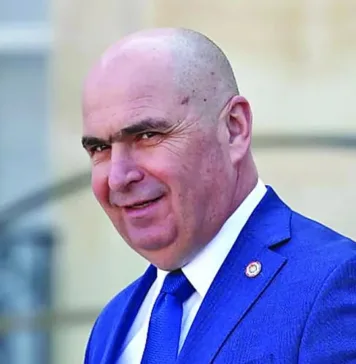 Bolojan dă undă verde Transelectrica să taie curentul companiilor, în contextul crizei energetice