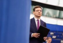 Victor Negrescu, europarlamentar PSD: Am decis să sesizez Comisia Europeană în legătură cu măsurile care afectează bursele sociale ale elevilor