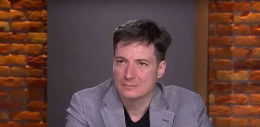 Andrei Caramitru: „Cine e cu Trump înseamnă că e cu ruşii”
